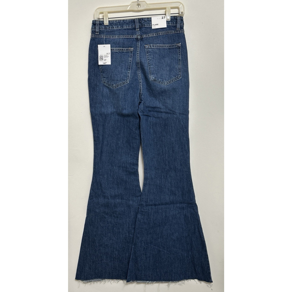 NWT Forever 21 Flare High Rise SlimFit Jeans Women’s 29 Embroidered Daisies Blue - Picture 3 of 14